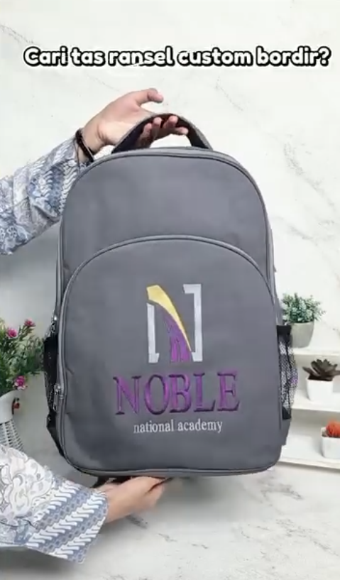 <p>Sedang mencari tas ransel yang bisa custom bord